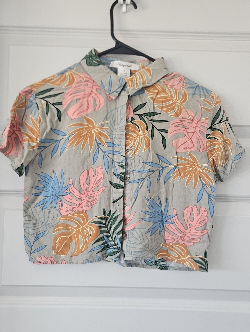 XS Passport Cropped Hawaiian Style Shirt